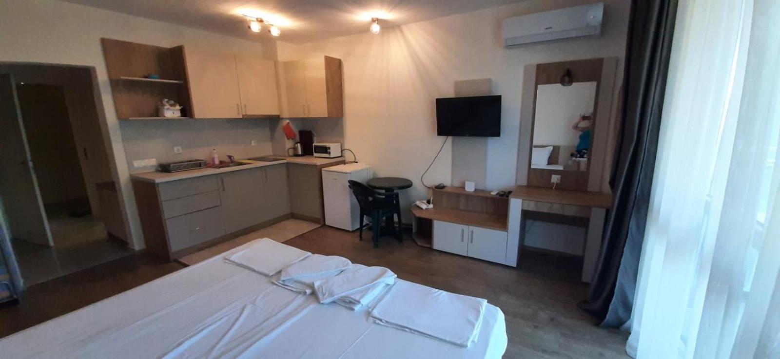 Алюр Студио Приморско - Studio Allure Primorsko Apartman Kültér fotó
